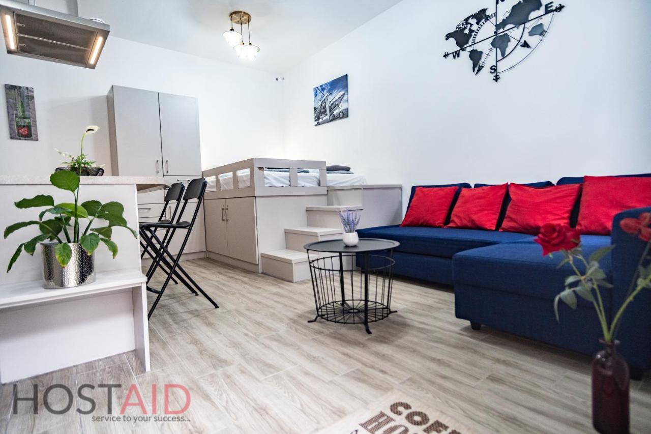 B17 Apartment - Hostaid Budapesta Exterior foto